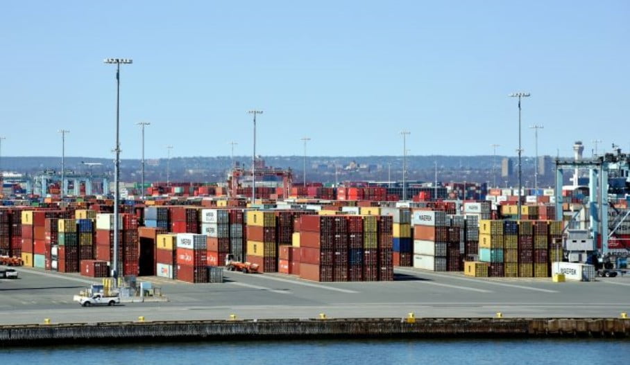 NY-NJ truckers say off-dock empty box returns adding to costs