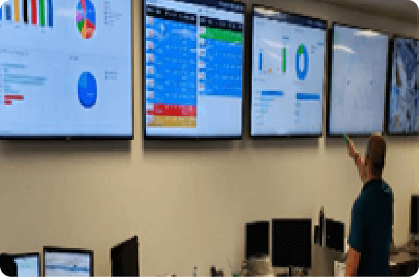 Real-time monitoring of the transshipment status